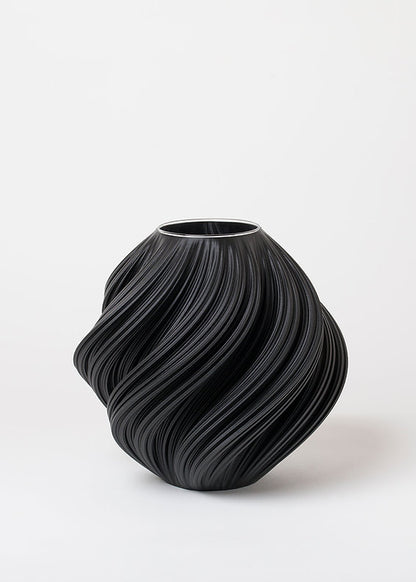 ISSEY VASE